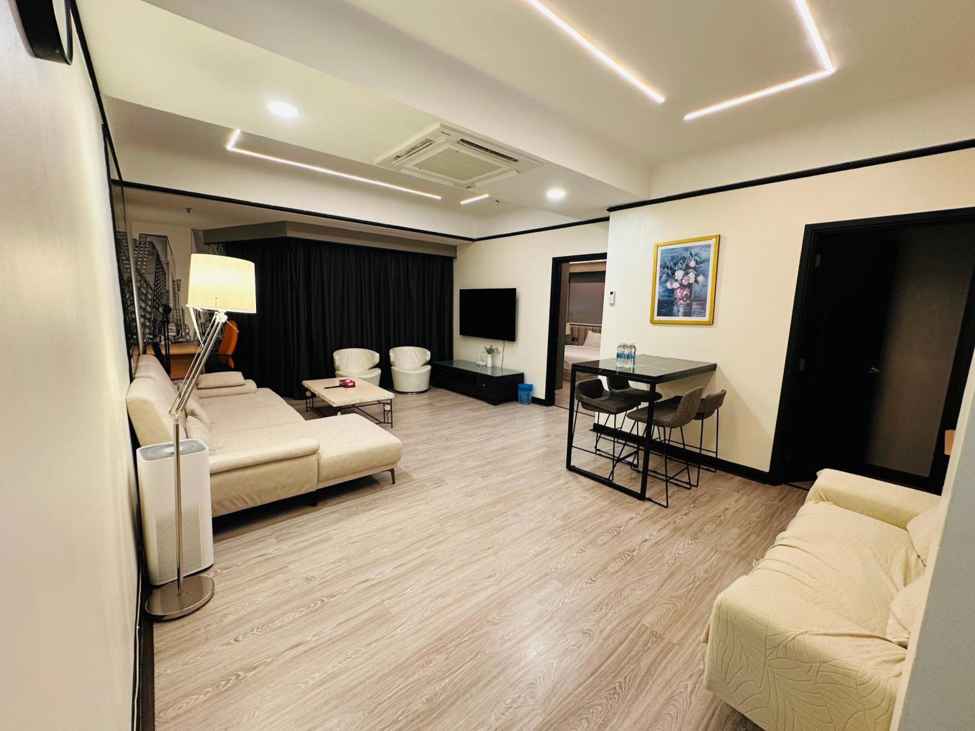 Aparthotel Taheeens At Berjaya Times Square *