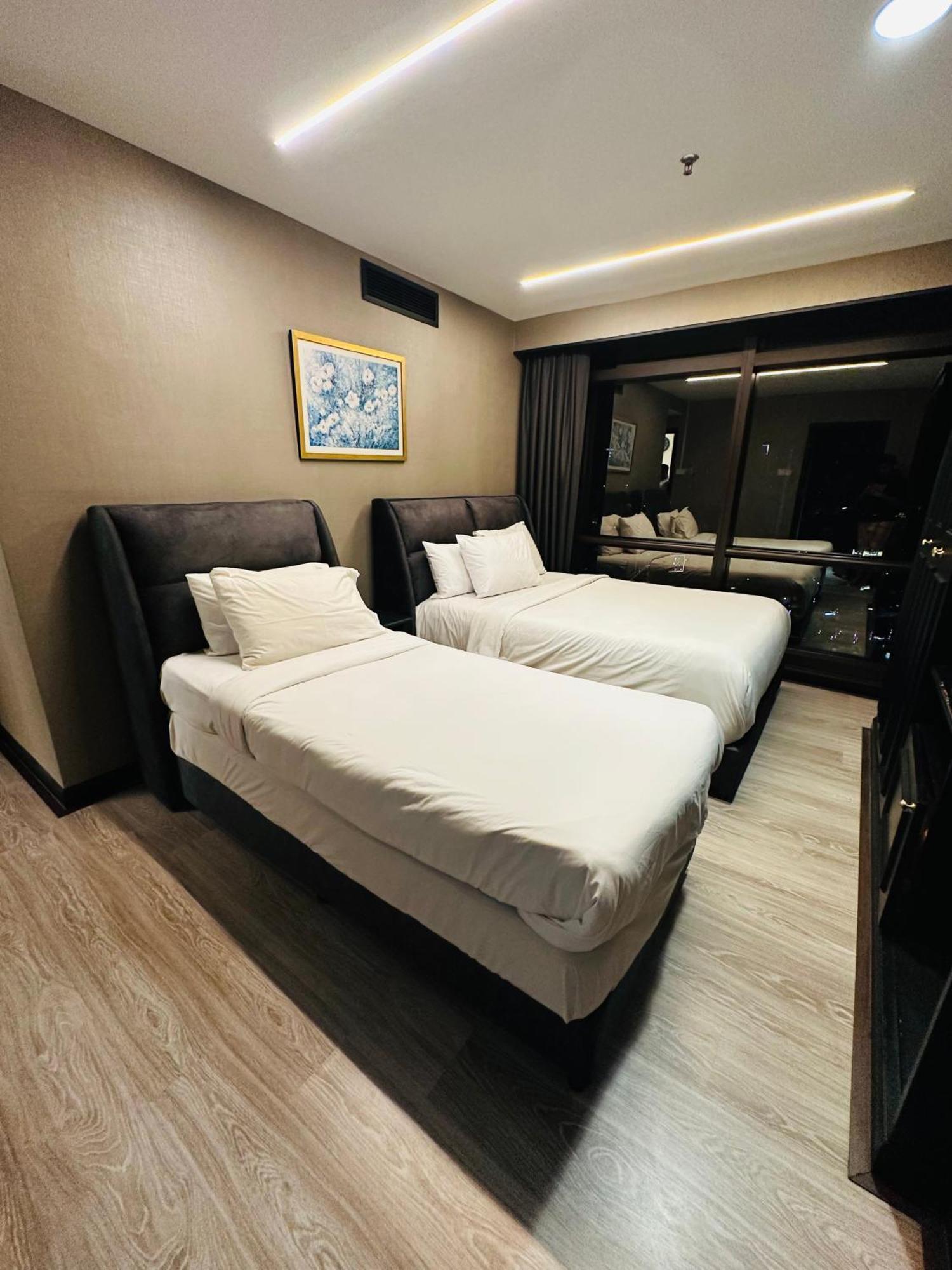 Aparthotel Taheeens At Berjaya Times Square *