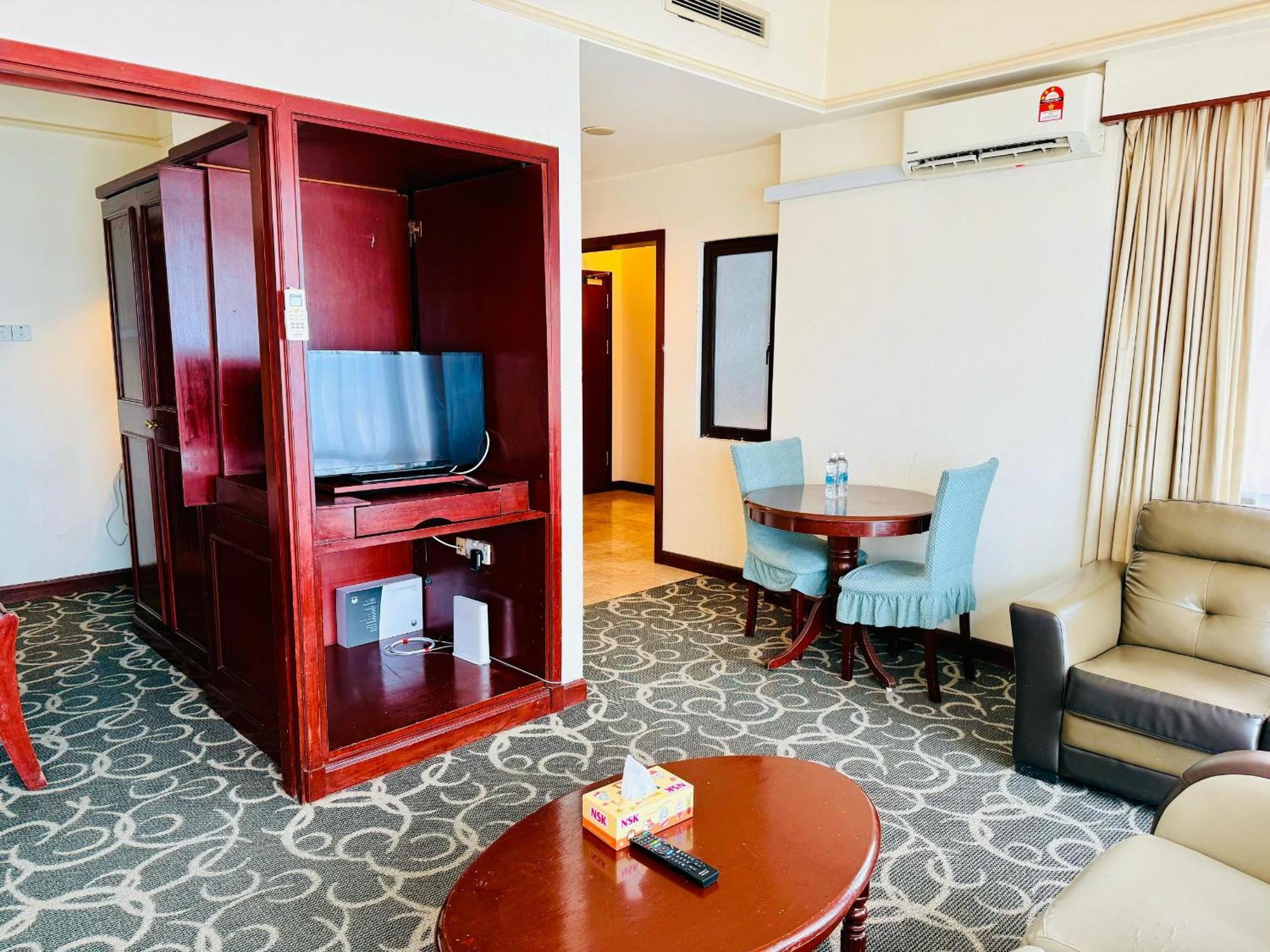 Aparthotel Taheeens At Berjaya Times Square